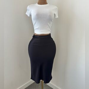H&M Black Midi Satin Skirt with Zipper